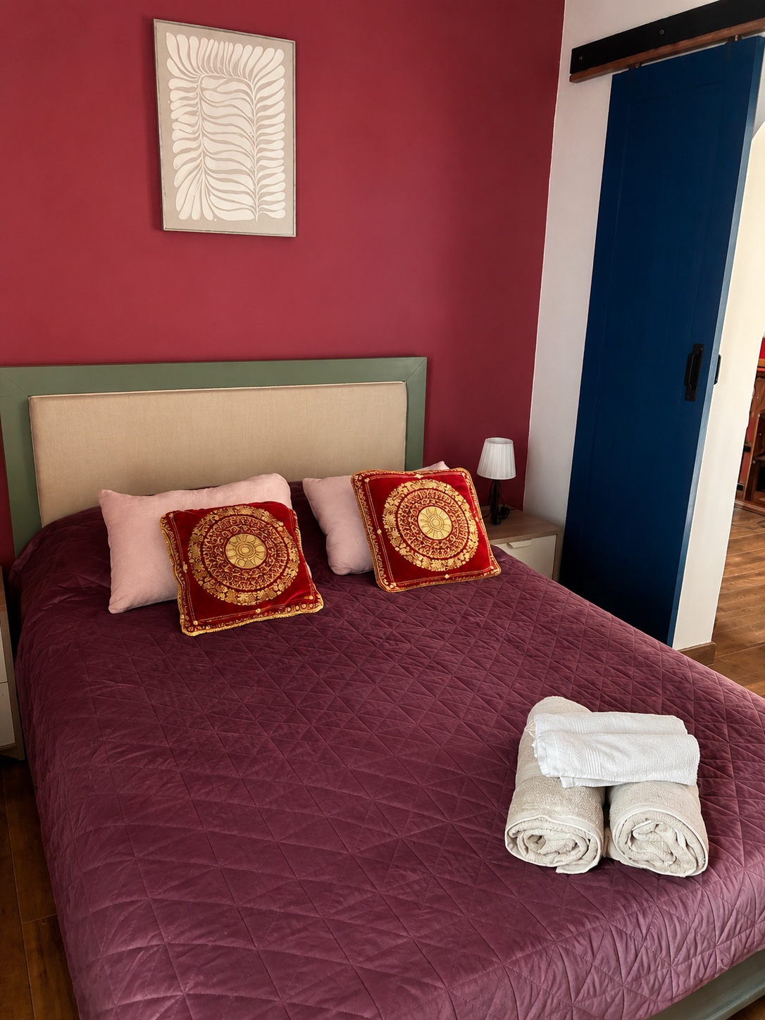 Villa Azahara: Bedroom · Warm colours